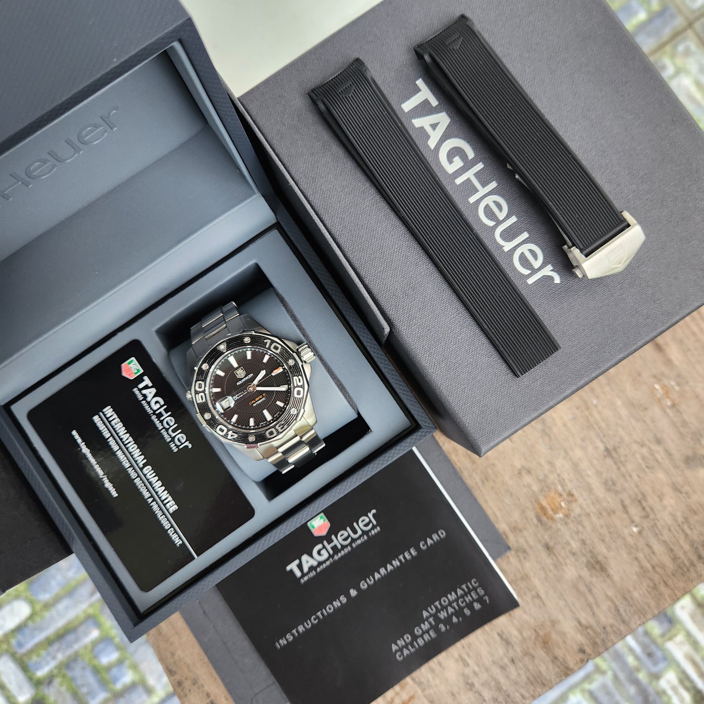 Tag Heuer Aquaracer Calibre 5 Black Engraved Stripes Dial 500M 43mm - Complete Set