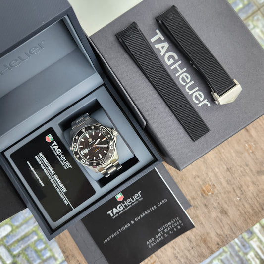 Tag Heuer Aquaracer Calibre 5 Black Engraved Stripes Dial 500M 43mm - Complete Set