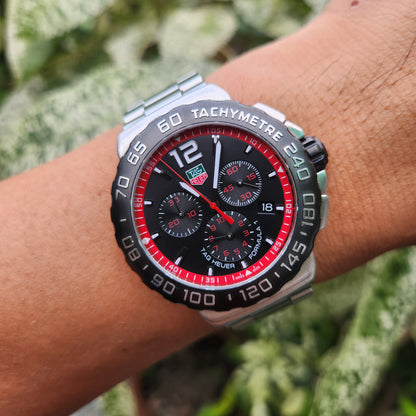 Tag Heuer F1 Chronograph Red Accents in Black Dial 42mm - Complete Set