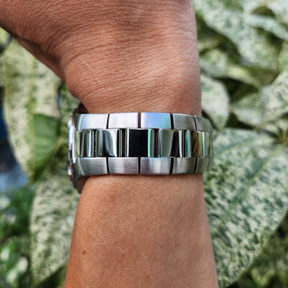 Tag Heuer Kirium Automatic Chronometer Midsize Salmon Dial 37mm