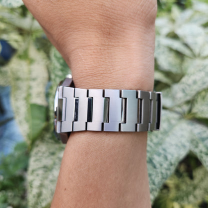 Citizen Zenshin Super Titanium Small Seconds 40.5mm in Textured Green Dial - Complete Set