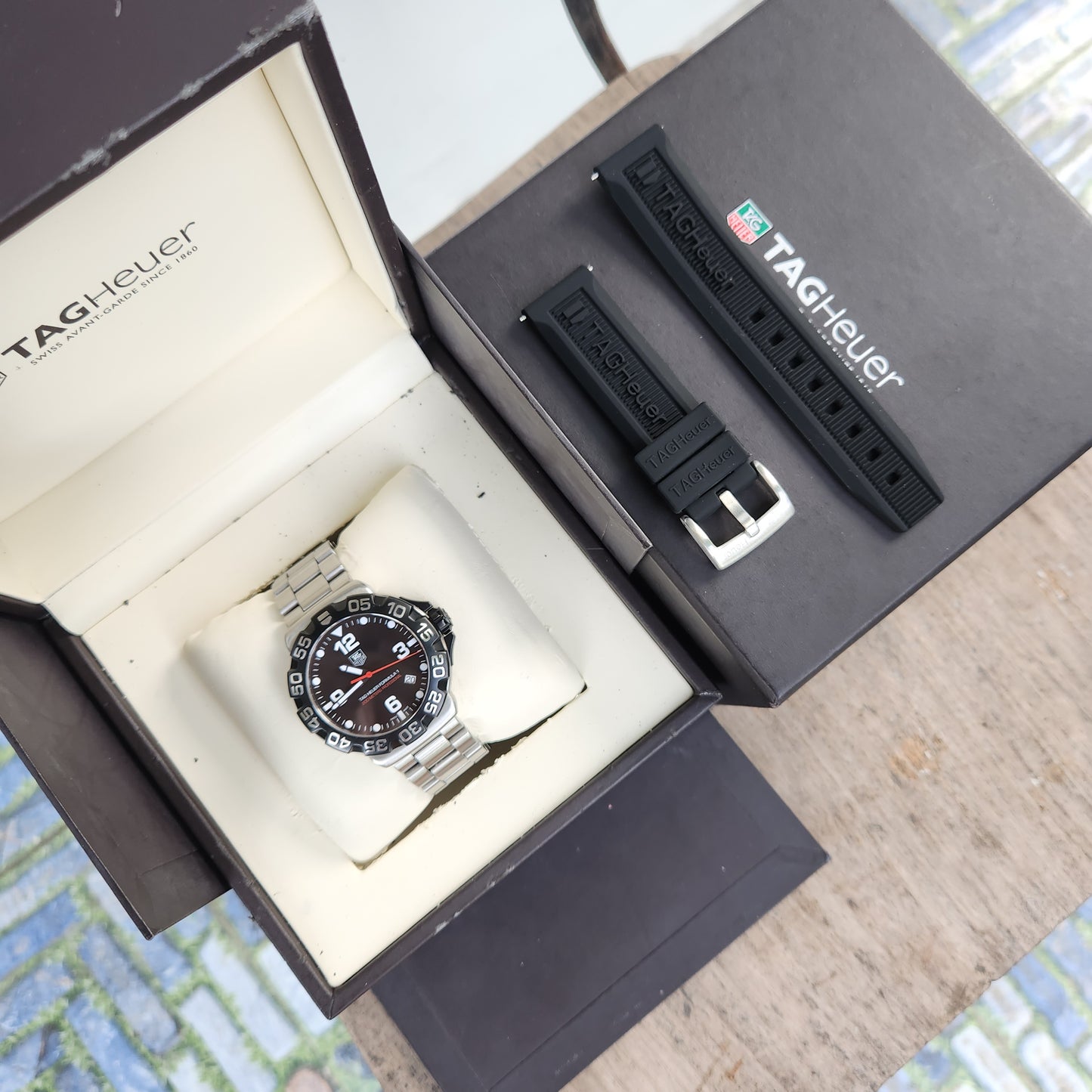 Tag Heuer F1 Black Dial 41mm