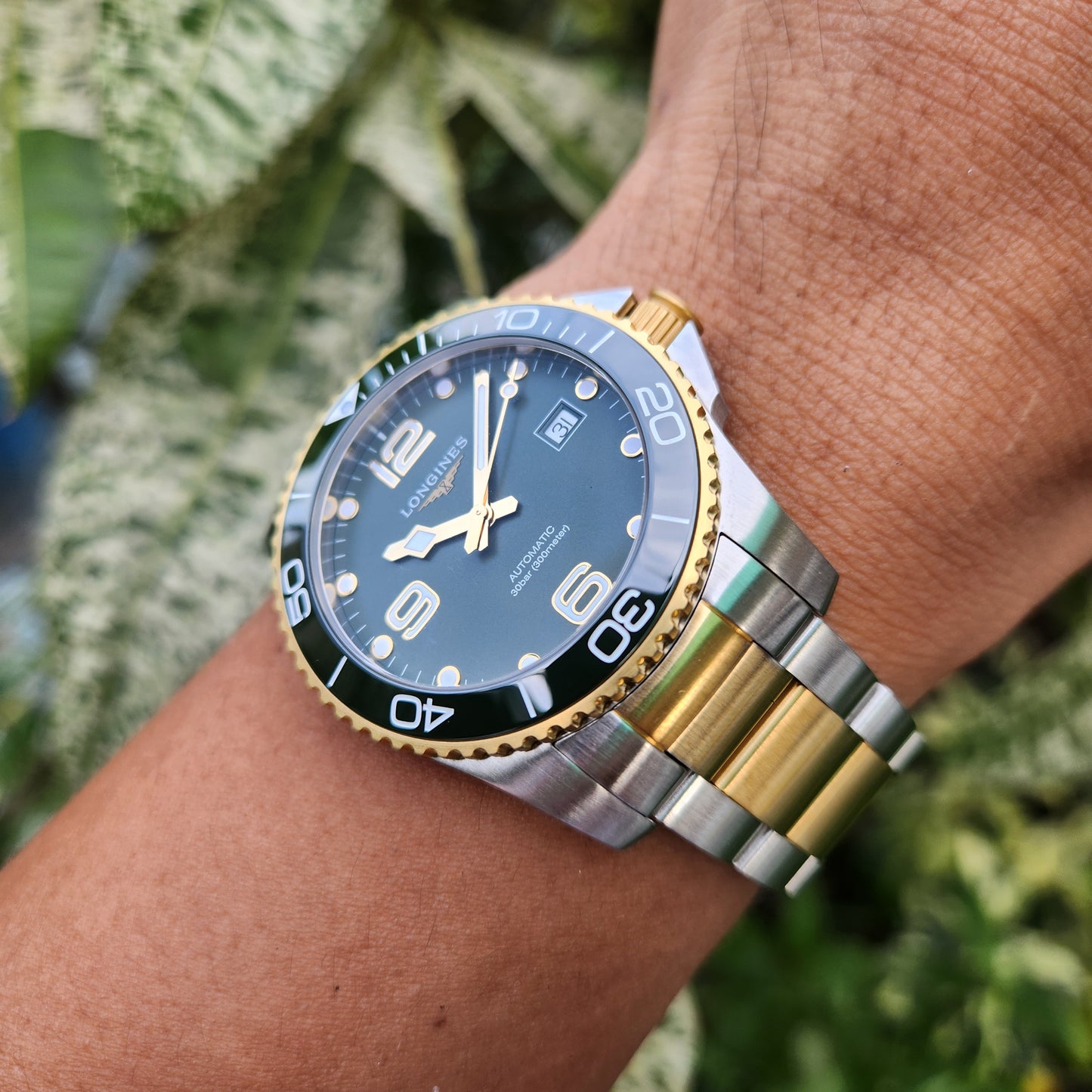 Longines HydroConquest Green Ceramic Bezel with Yellow Gold Accents in Green Matte Dial 41mm