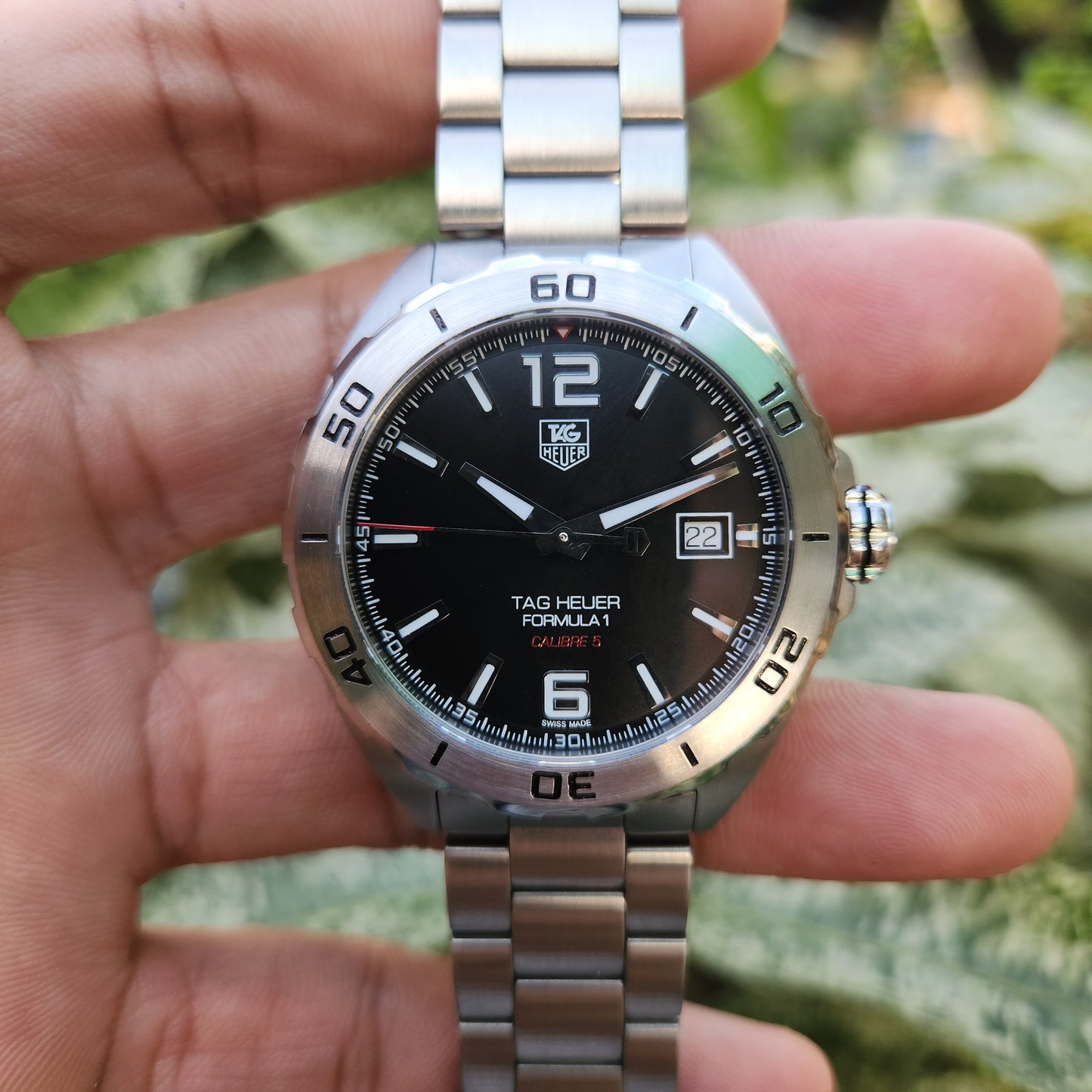 Tag Heuer F1 Calibre 5 Steel Bezel in Black Dial 41mm