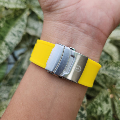 Luminox Pacific Diver Carbonox Chronograph 44mm Yellow Accent Dial - Complete Set (Brand New)