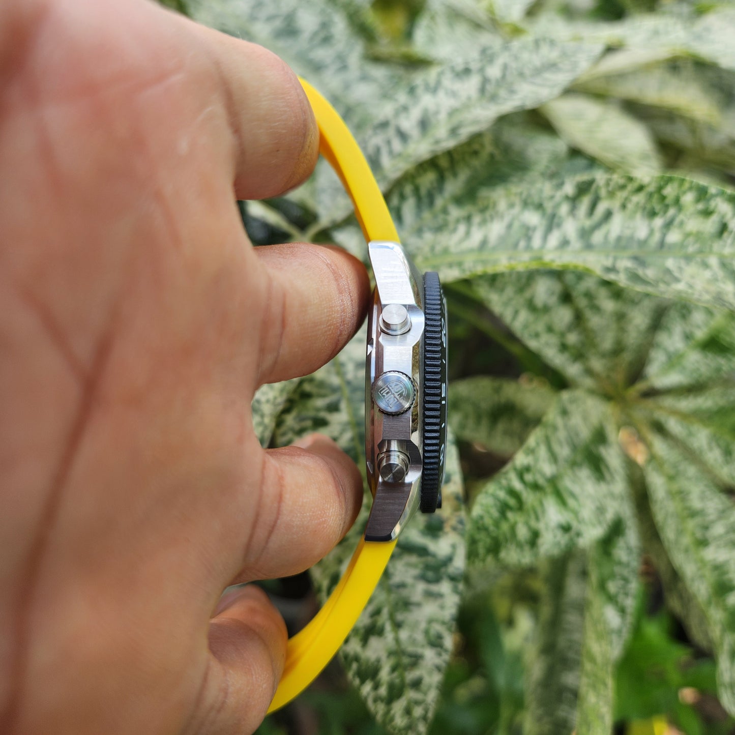 Luminox Pacific Diver Carbonox Chronograph 44mm Yellow Accent Dial - Complete Set (Brand New)