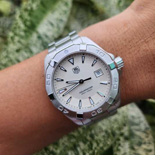 Tag Heuer Aquaracer 300M Steel Bezel in White Dial 41mm - Complete Set