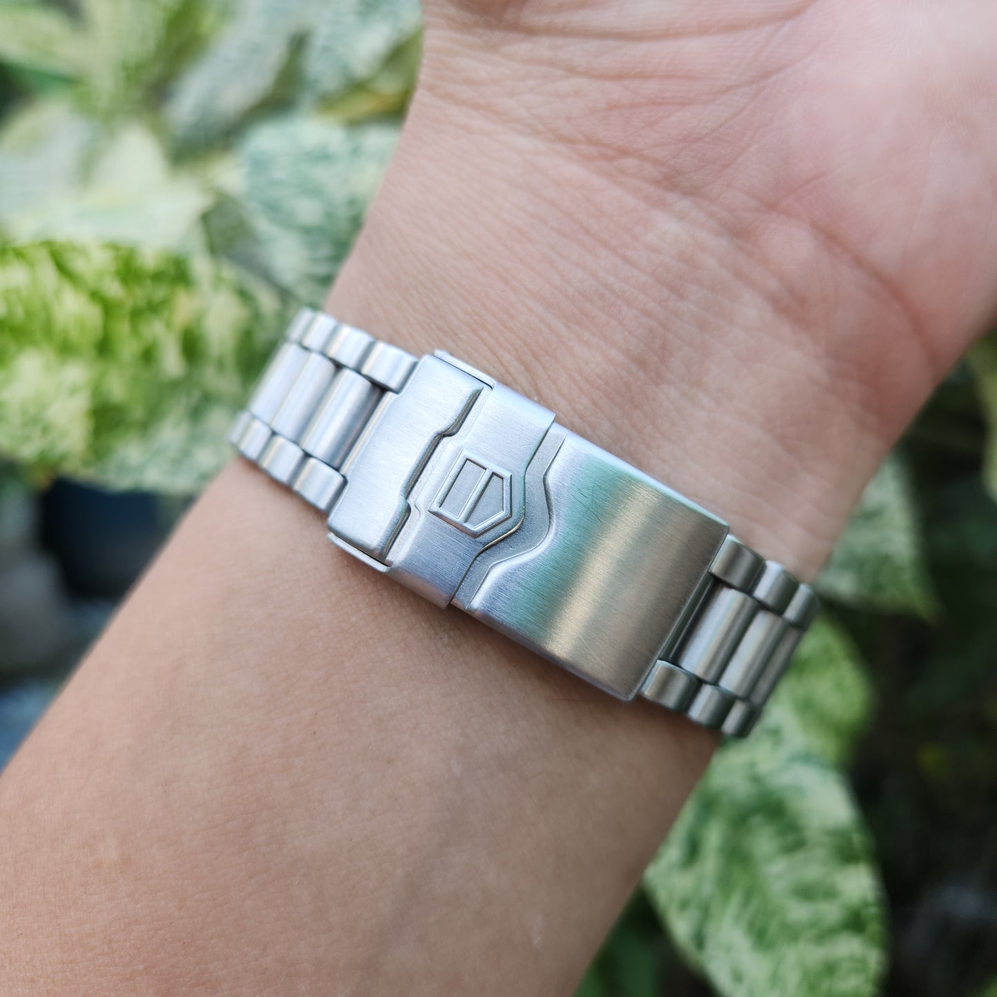 Tag Heuer F1 Red Dial 40mm