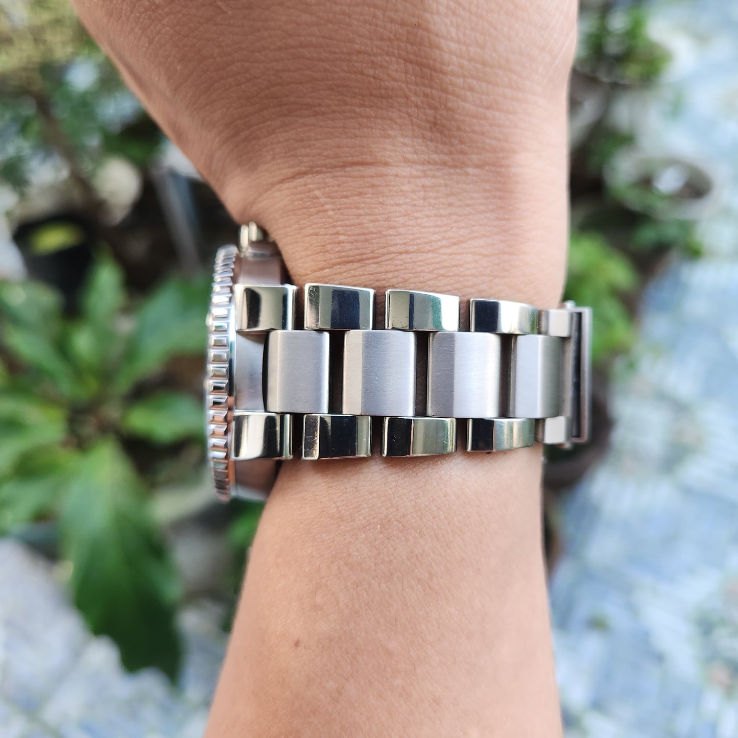 Oris Aquis Tubbataha Titanium Limited Edition Ceramic Bezel in Blue Dial 46mm - Complete Set