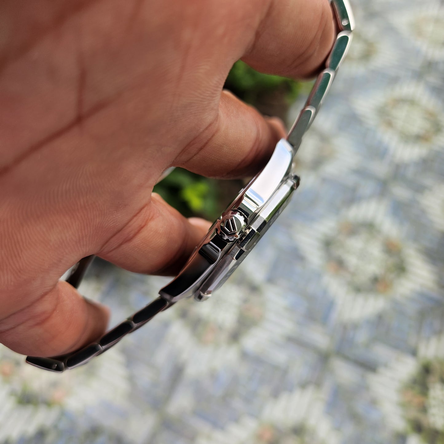 Tag Heuer Aquaracer 300M Steel Alu Bezel in Black Dial 43mm - Complete Set