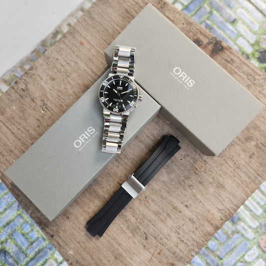 Oris Aquis Date Ceramic Matte Bezel in Black Dial 43mm