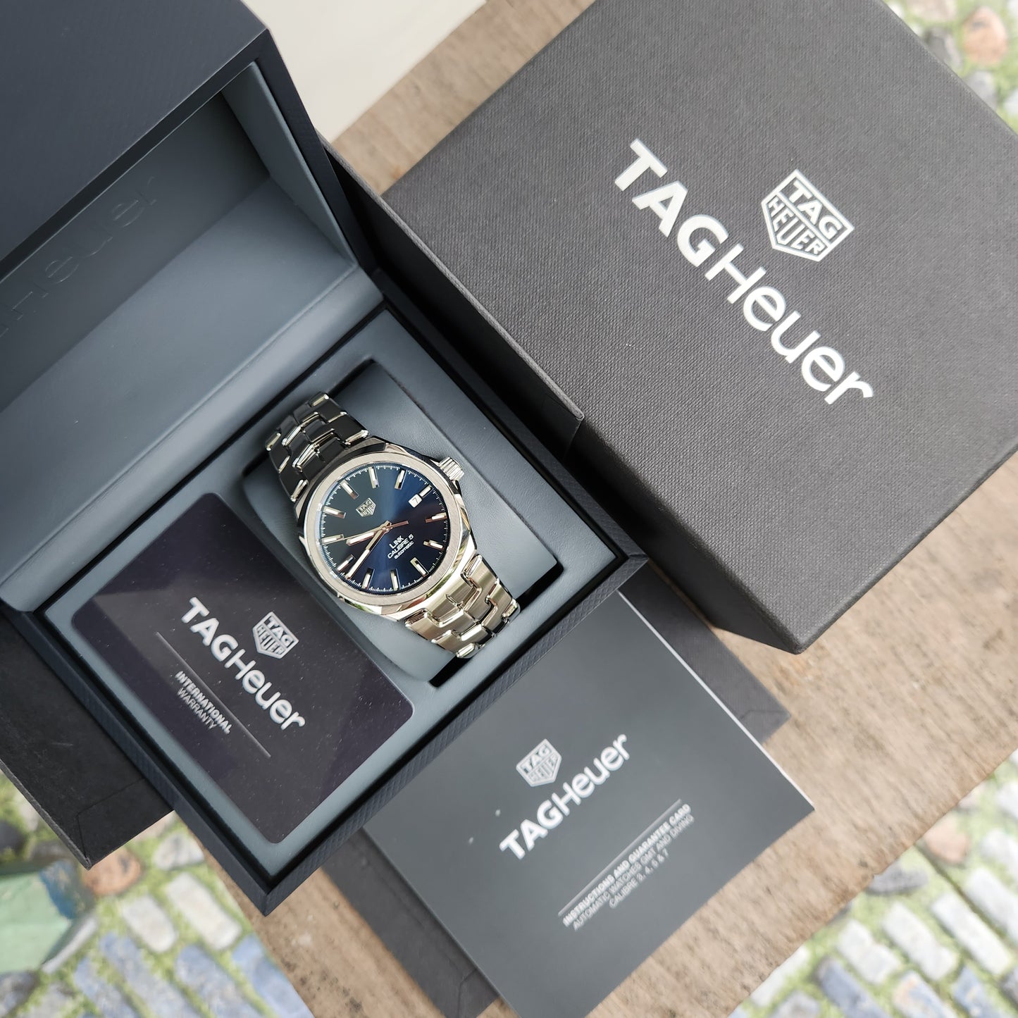 Tag Heuer Link Date Calibre 5 Sunray Brushed Blue Dial 41mm - Complete Set