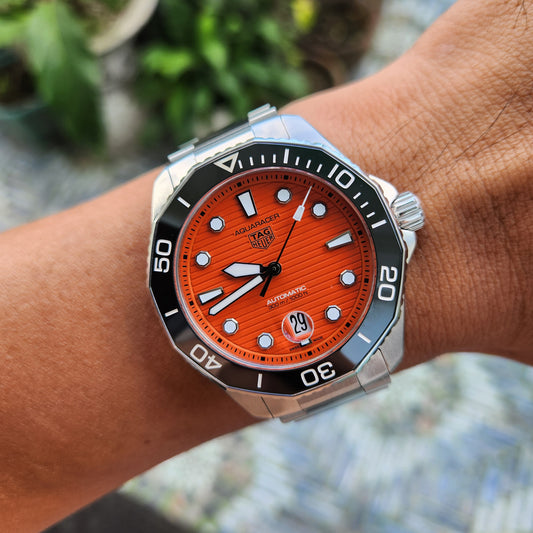Tag Heuer Aquaracer Professional 300 Orange Diver Calibre 5 Ceramic Bezel 43mm - Complete Set