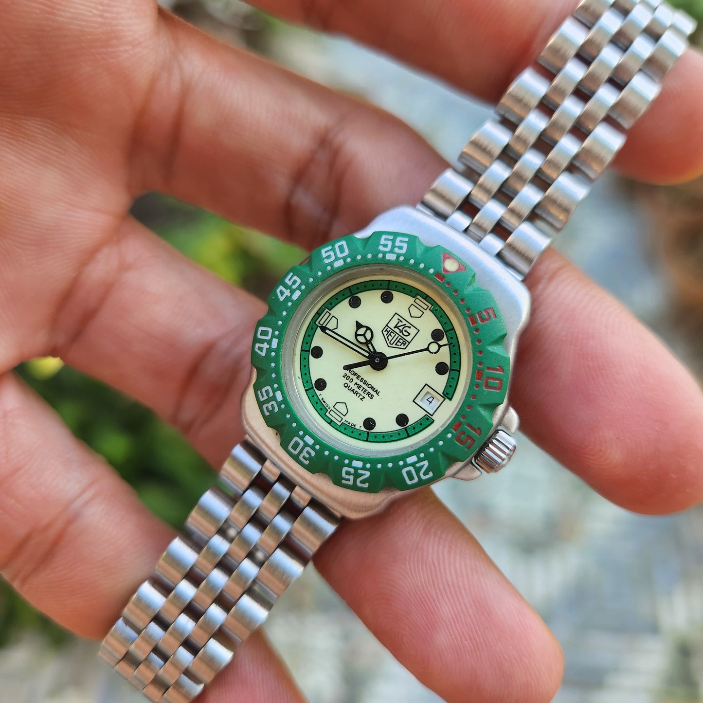 Tag Heuer F1 Ladies Classic Green Bezel in Full Lume Dial 28mm