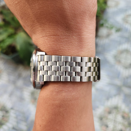 Seiko 5 SKX Sports GMT Explorer 39mm Black Dial - Complete Set (Brand New)