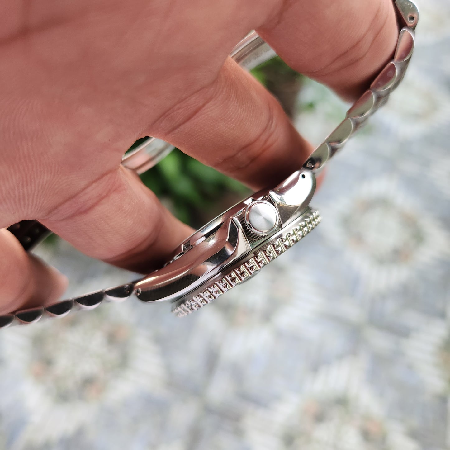 Seiko 5 SKX Sports GMT 'Bruce Wayne' 42.5mm - Complete Set