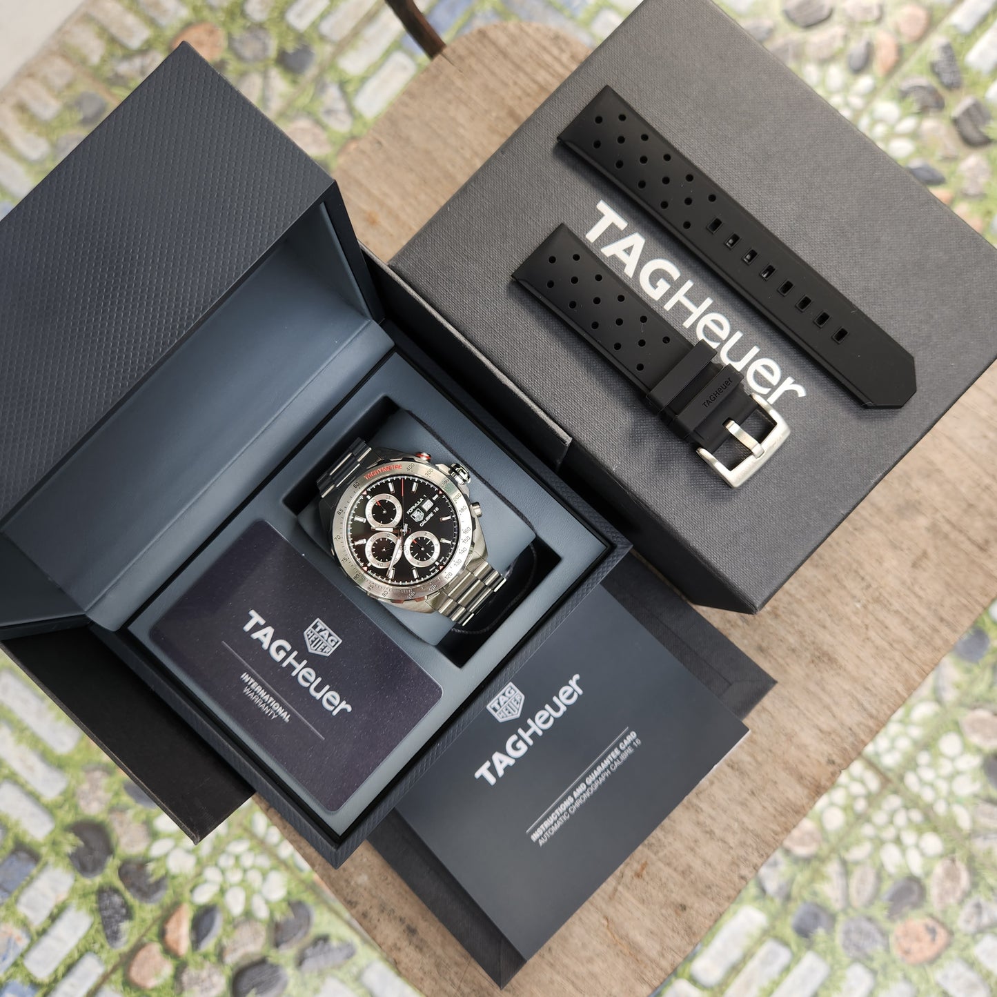 Tag Heuer F1 Chronograph Calibre 16 Steel Bezel in Black Dial 44mm - Complete Set