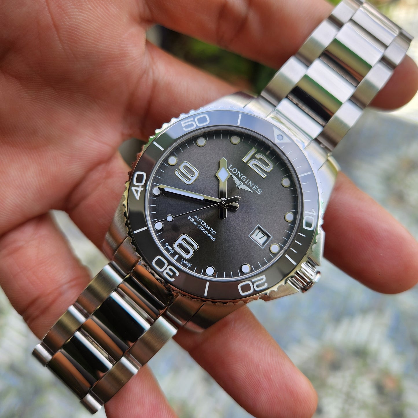 Longines HydroConquest Ceramic Bezel in Sunray Grey Dial 41mm - Complete Set