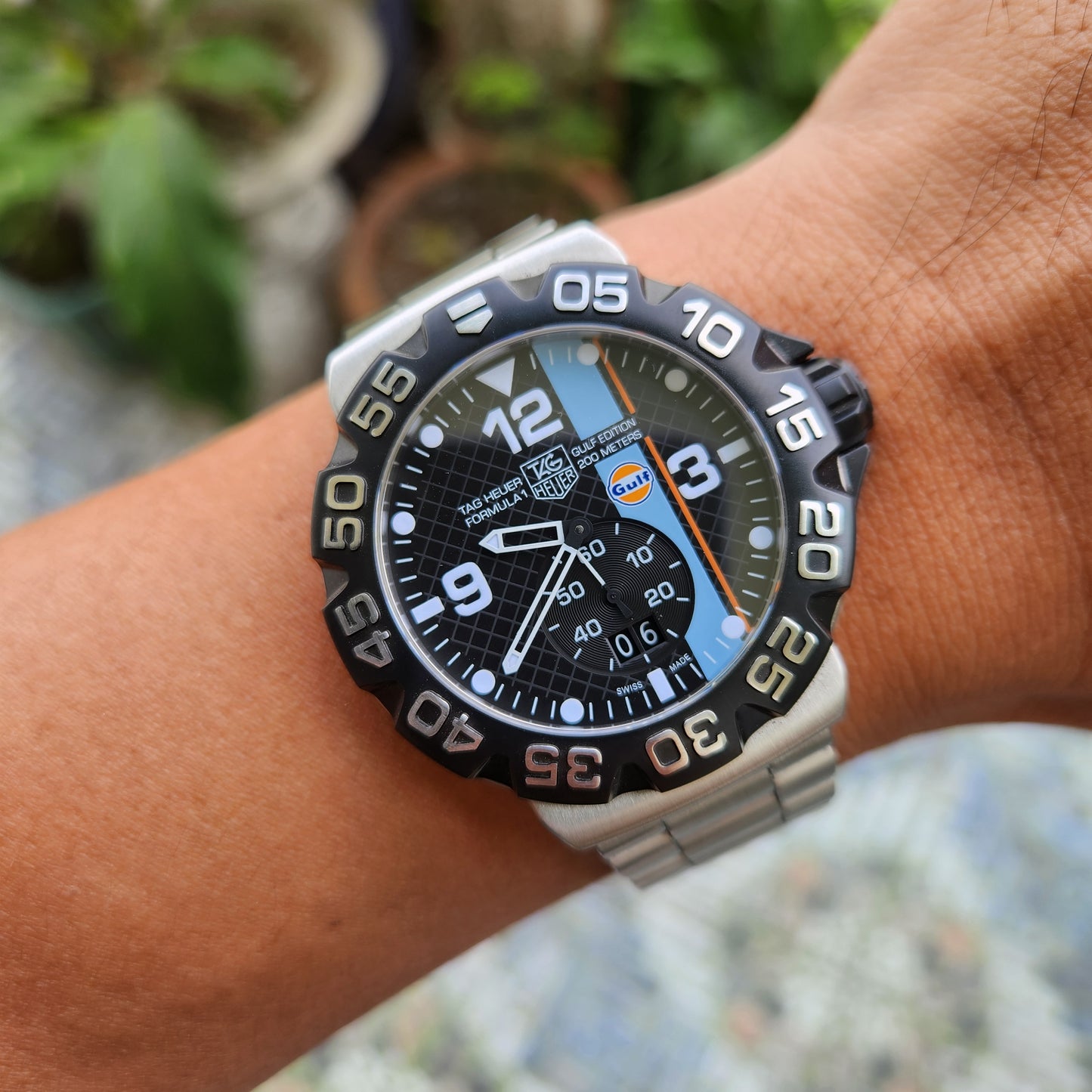 Tag Heuer F1 Grande Date Gulf Edition 44mm - Complete Set