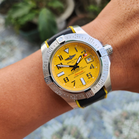 Breitling Avenger II Seawolf 3000M Super Diver Chronometer Yellow Dial 45mm