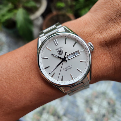 Tag Heuer Carrera Calibre 5 Day-Date Silver Indeces in White Azurage Dial 41mm - Complete Set