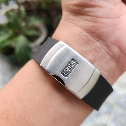 Oris Williams F1 Team Day Date 2004 40.5mm Carbon Fiber Dial