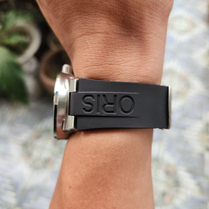 Oris Williams F1 Team Day Date 2004 40.5mm Carbon Fiber Dial