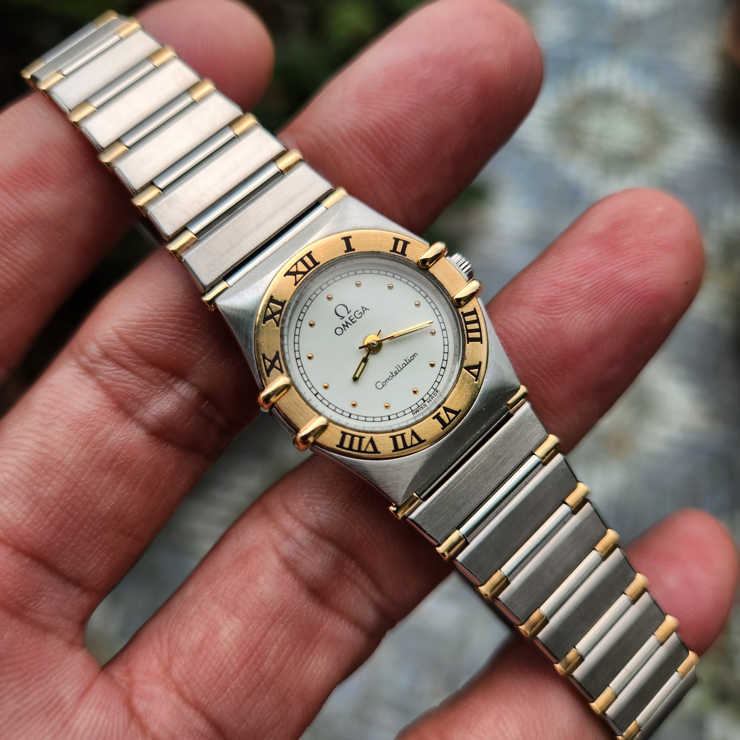 Omega Constellation Ladies 18k Solid Gold Bezel Two-Tone 24mm White Dial