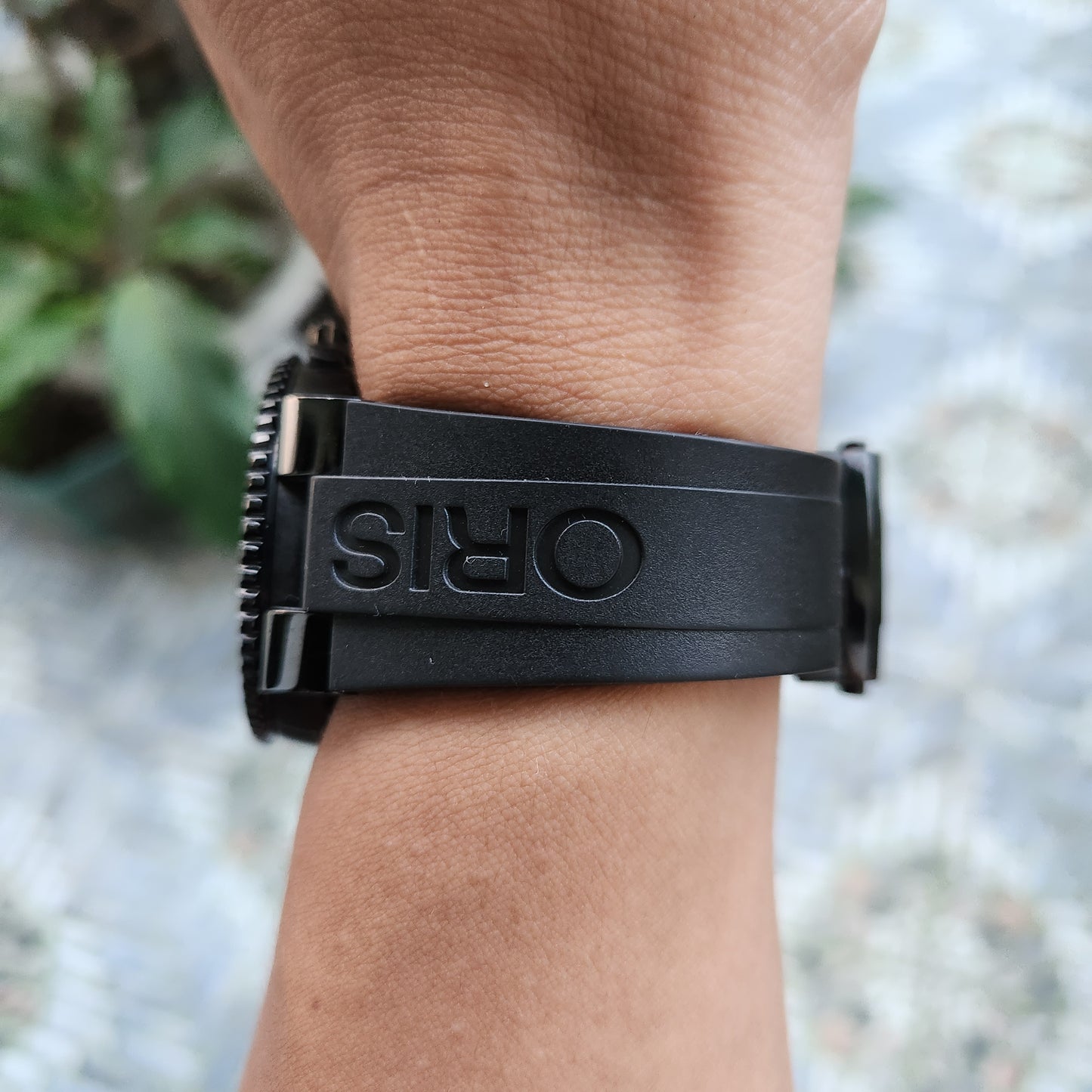 Oris Aquis El Hierro Limited Edition Black DLC Coated in Dark Grey Dial 43mm - Complete Set