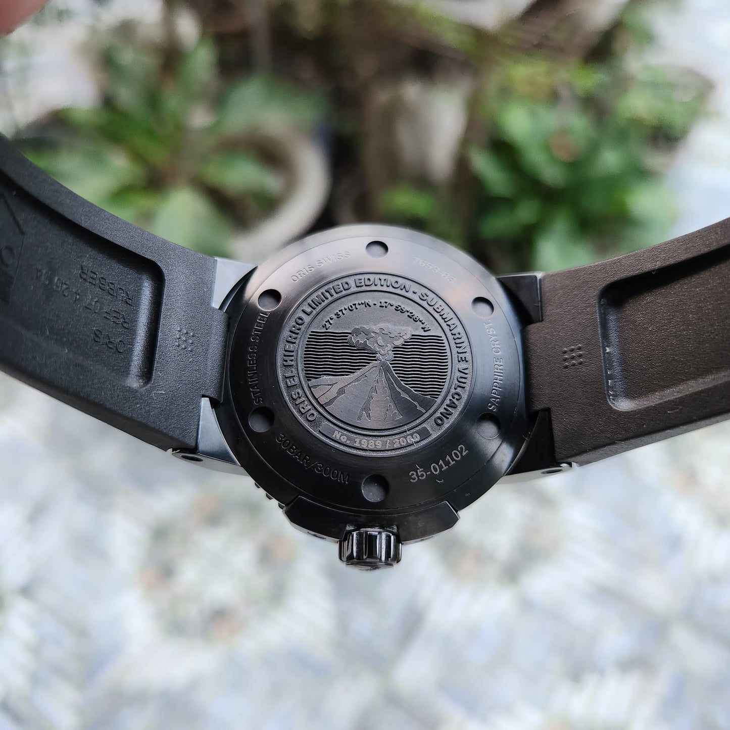 Oris Aquis El Hierro Limited Edition Black DLC Coated in Dark Grey Dial 43mm - Complete Set