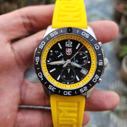 Luminox Pacific Diver Carbonox Chronograph 44mm Yellow Accent Dial - Complete Set (Brand New)