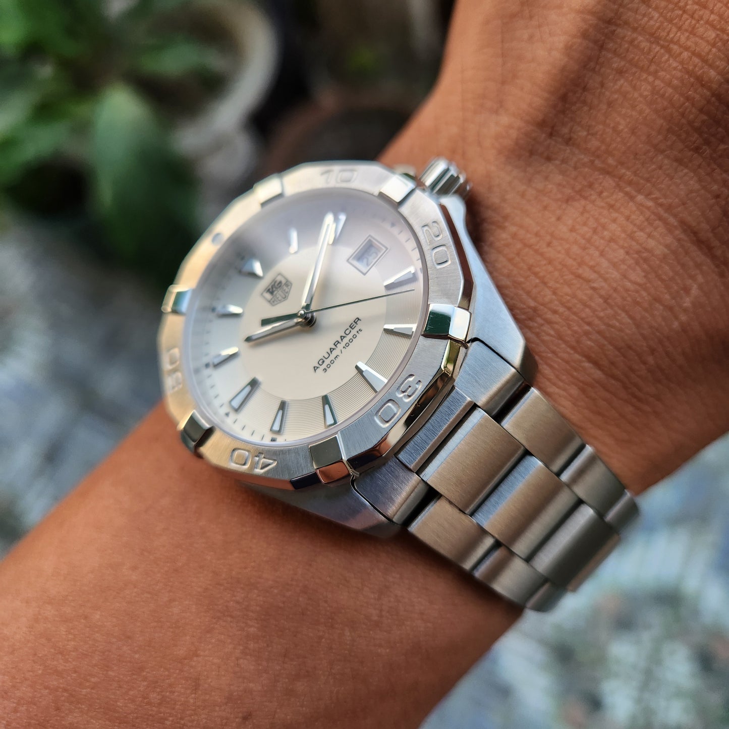 Tag Heuer Aquaracer 300M Steel Bezel in White Dial 41mm - Complete Set