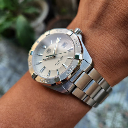 Tag Heuer Aquaracer 300M Steel Bezel in White Dial 41mm - Complete Set