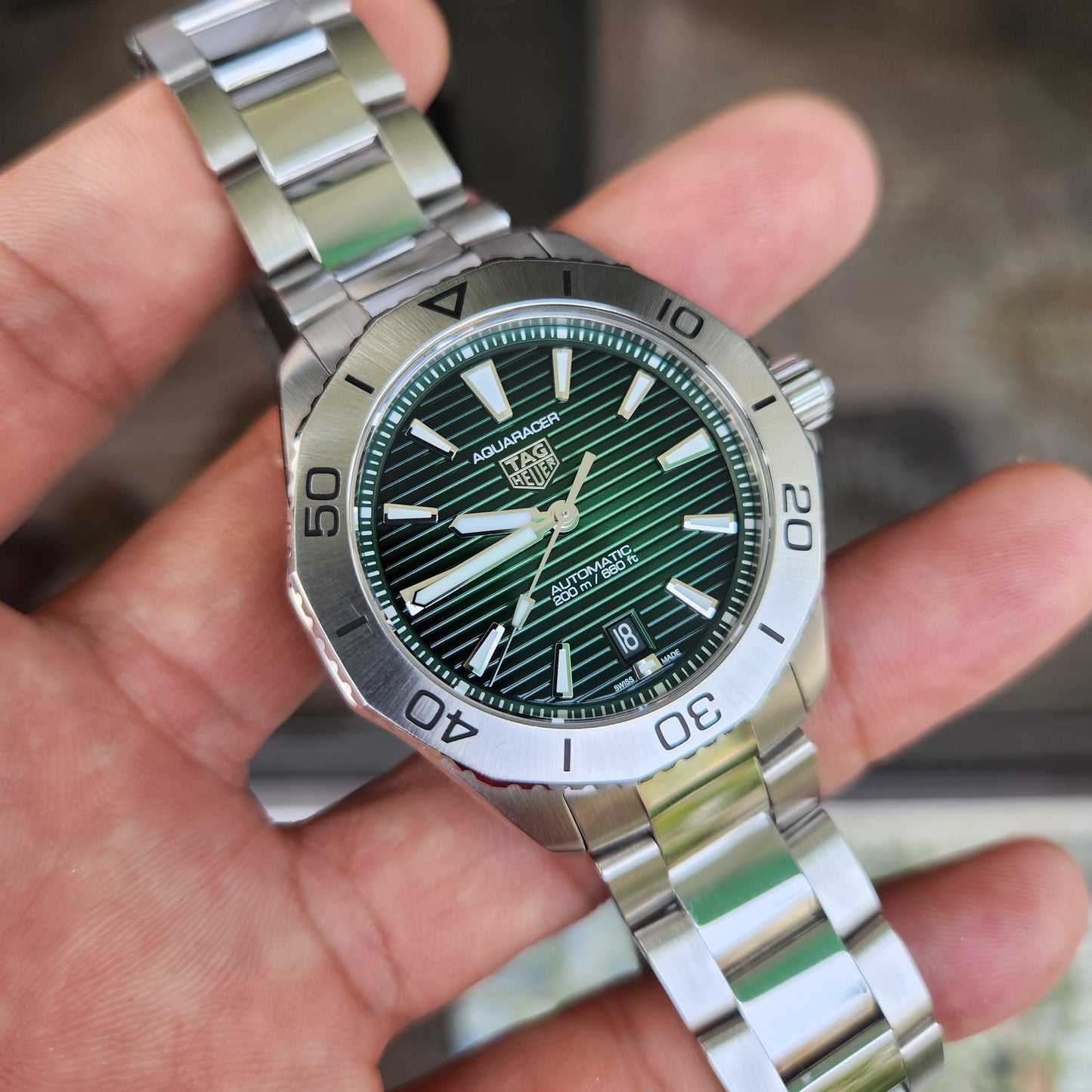 Tag Heuer Aquaracer Professional 200 Date Calibre 5 Smokey Green Sunray Dial 40mm - Complete Set