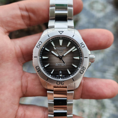 Tag Heuer Aquaracer Professional 200 Date Calibre 5 Smokey Black Sunray Dial 40mm - Complete Set