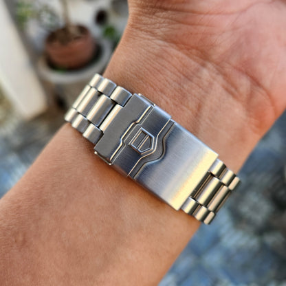 Tag Heuer F1 Grande Date Black Dial 44mm