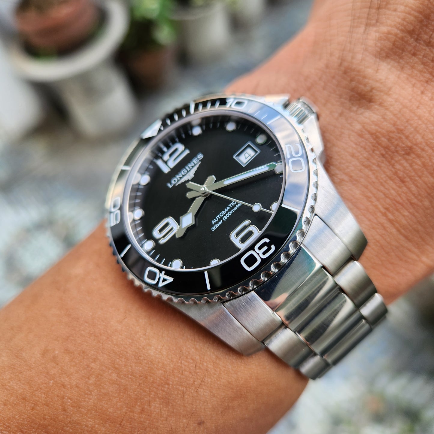 Longines HydroConquest Ceramic Bezel in Black Dial 41mm - Complete Set