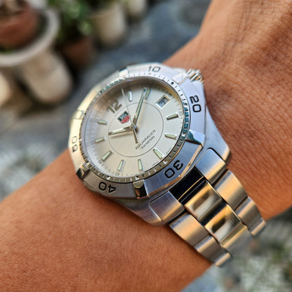 Tag Heuer Aquaracer 300M Steel Bezel in Silver Dial 39mm