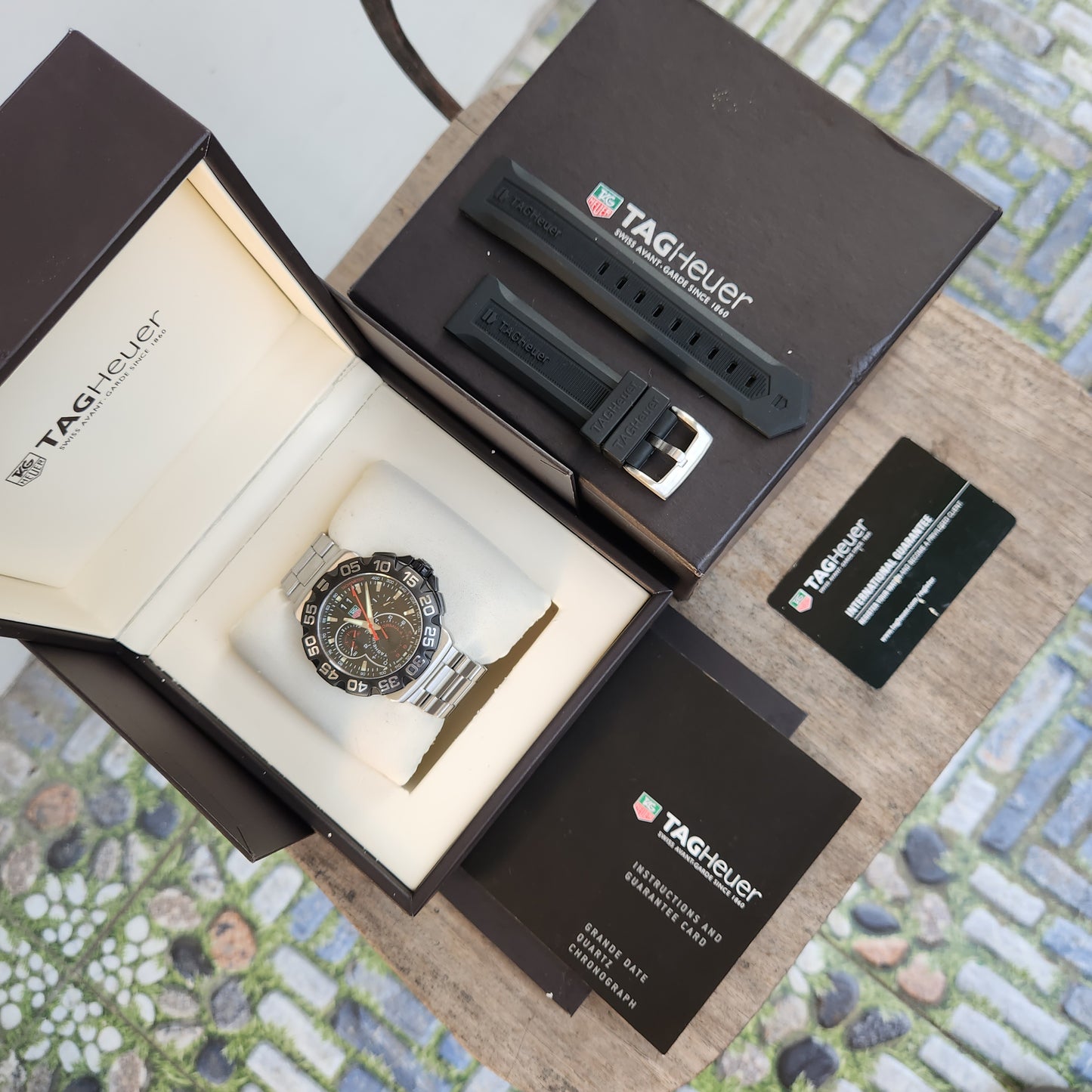 Tag Heuer F1 Grande Date Chronograph Black Dial 44mm - Complete Set