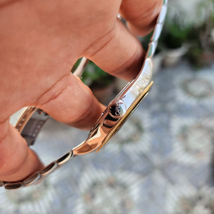 Oris Classic Date Rose Gold (Bezel and Indeces) in Silver Guilloche Dial 42mm - Complete Set