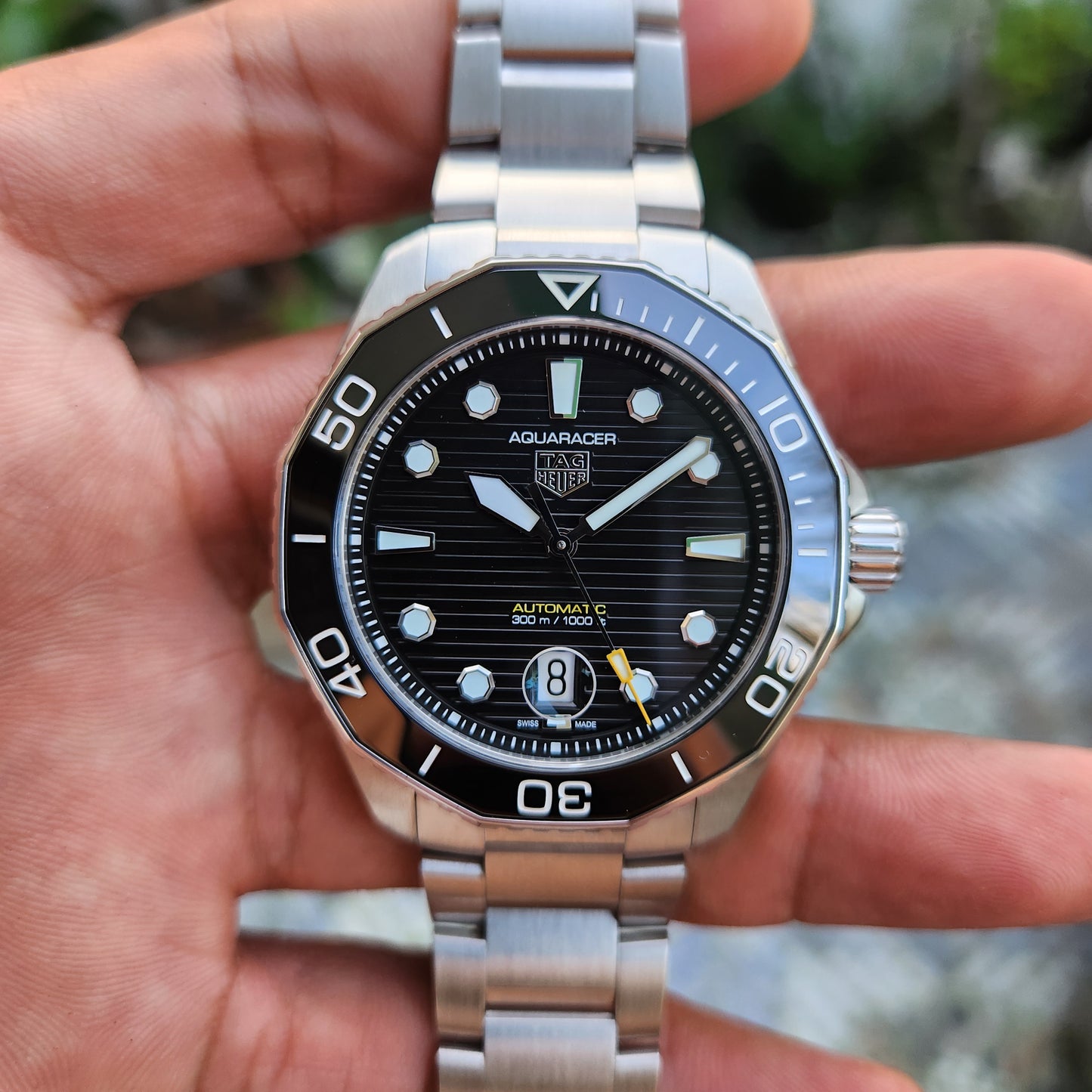 Tag Heuer Aquaracer Professional 300 Date Calibre 5 Ceramic Bezel in Black Sunray Brushed Dial 43mm