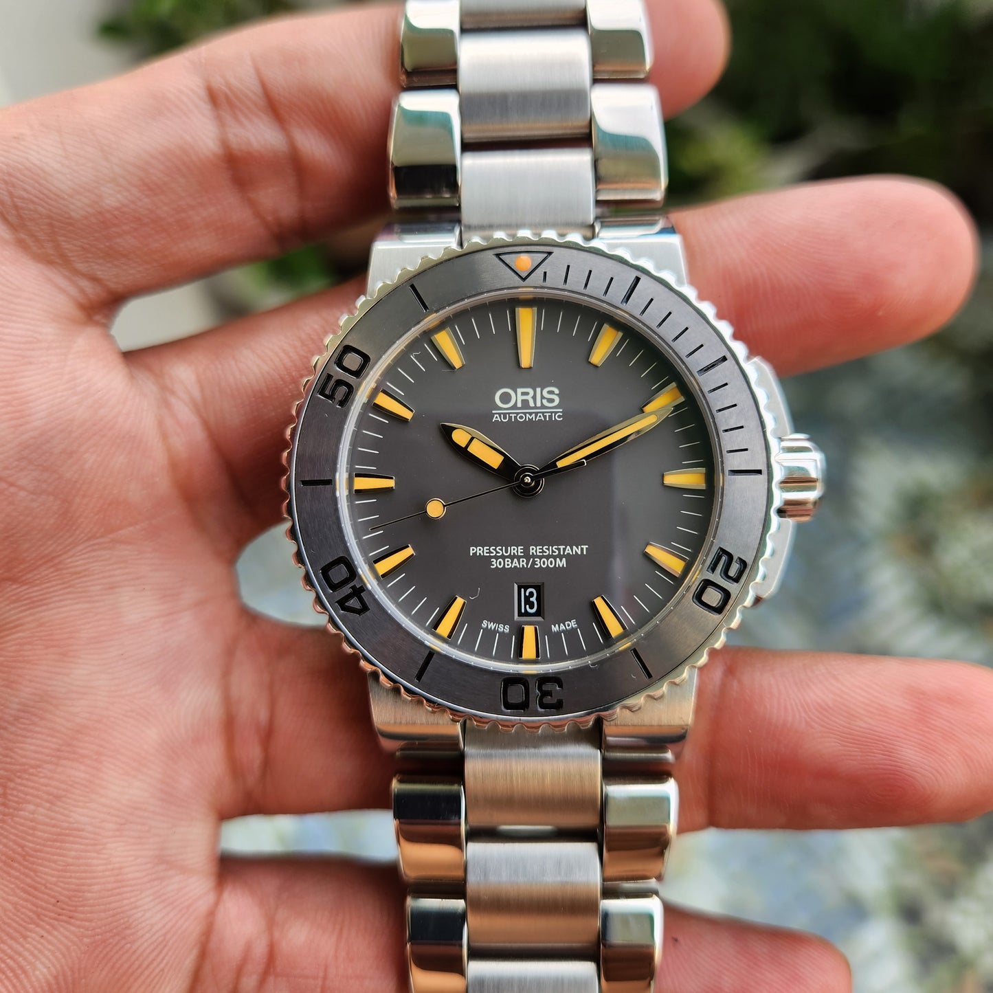 Oris Aquis Date Tungsten Bezel Orange Accent in Grey Dial 43mm - Complete Set