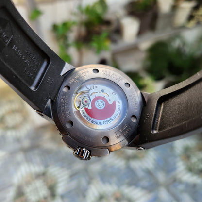 Oris Aquis Date Grey PVD case, Ceramic Bezel with Orange Accents in Black Dial 43mm