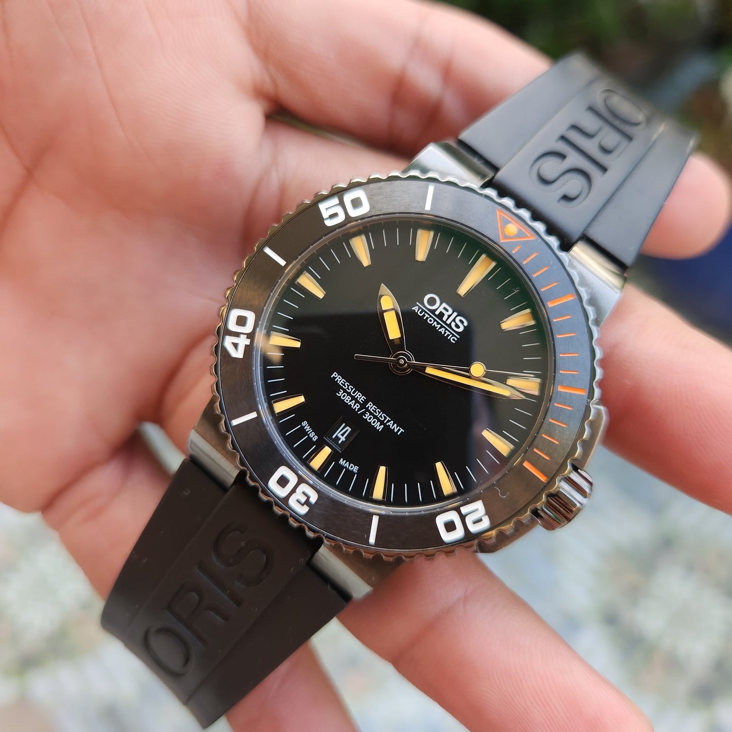 Oris Aquis Date Grey PVD case, Ceramic Bezel with Orange Accents in Black Dial 43mm