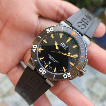 Oris Aquis Date Grey PVD case, Ceramic Bezel with Orange Accents in Black Dial 43mm