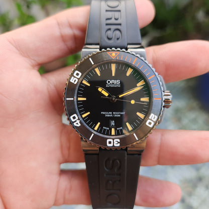 Oris Aquis Date Grey PVD case, Ceramic Bezel with Orange Accents in Black Dial 43mm
