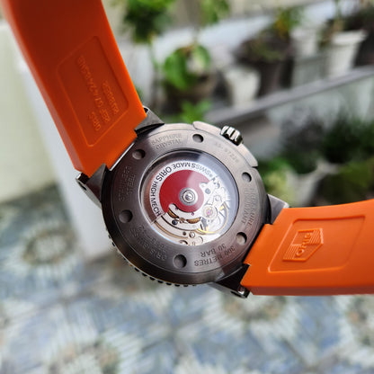 Oris Aquis Date Grey PVD case, Ceramic Bezel with Orange Accents in Black Dial 43mm