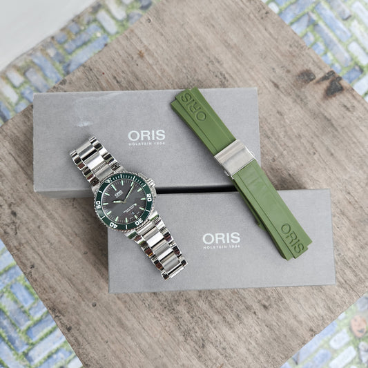 Oris Aquis Date Green Ceramic Bezel in Grey Dial 43mm