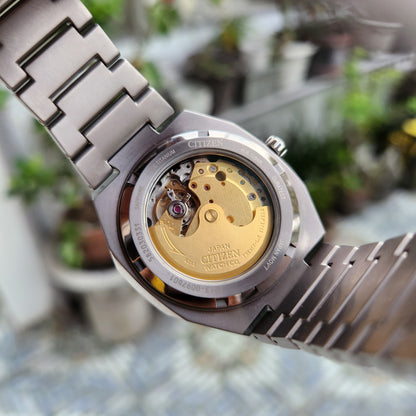 Citizen Zenshin Super Titanium Small Seconds 40.5mm in Textured Grey Dial - Complete Set