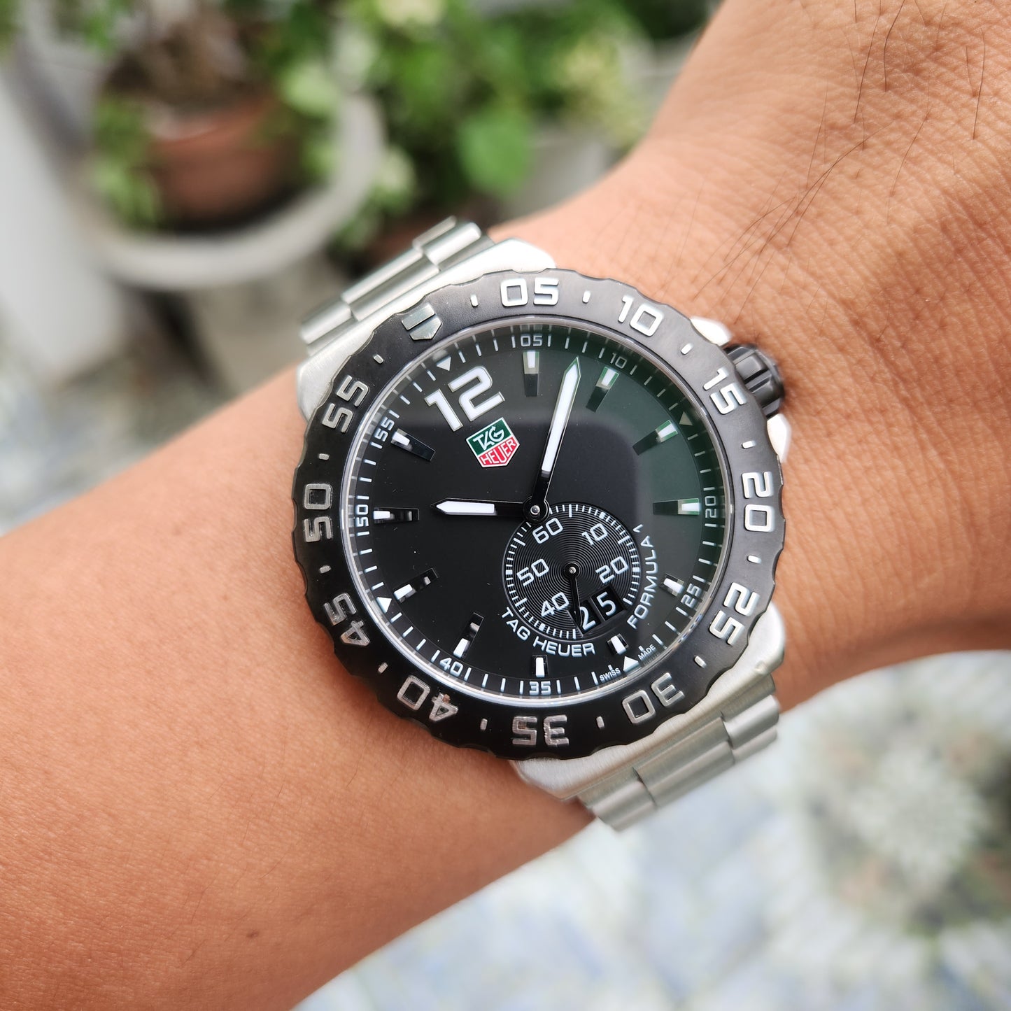 Tag Heuer F1 Grande Date Black Dial 42mm